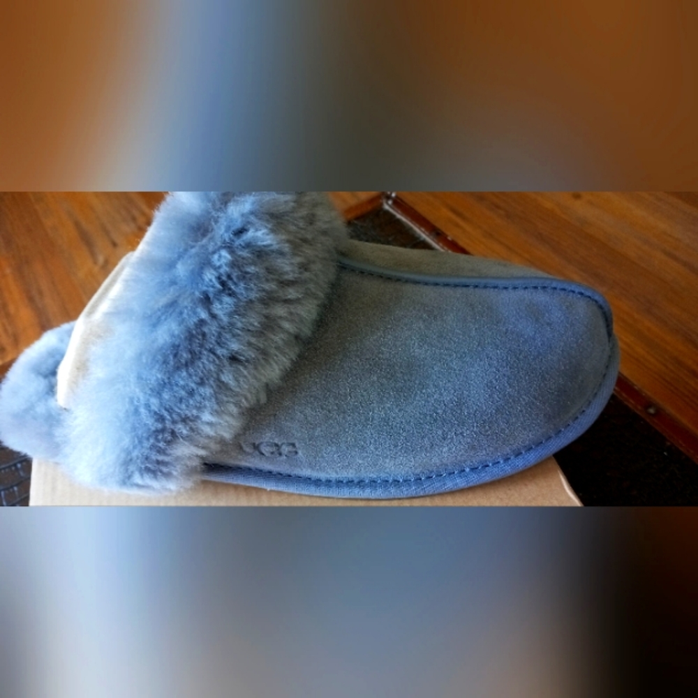 Ugg Suffette Grey size 7/8 NWT